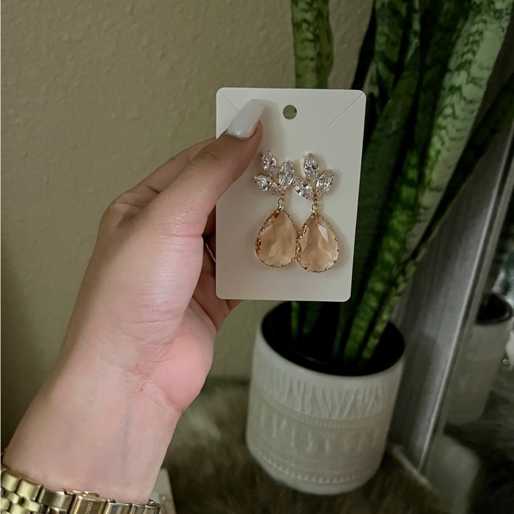 elegant earrings 🫧